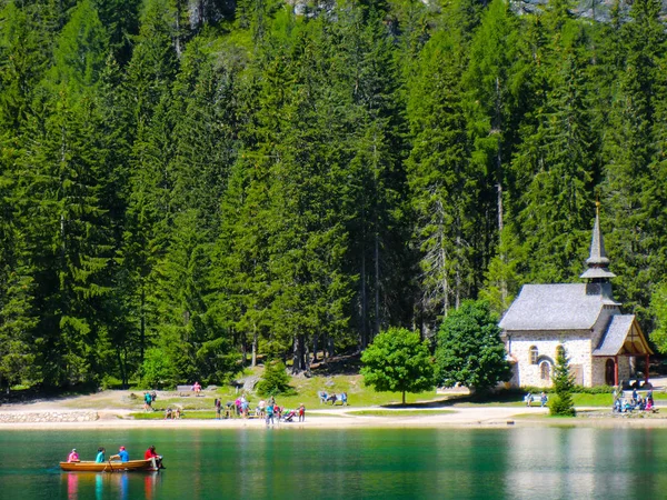 LAGO DI BRAIES — Stock Photo, Image