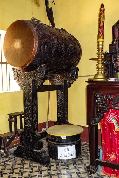 Ho Chi Minh City Saigon 'daki en eski tapınaklardan biri olan Giac Lam Pagoda' nın içerisi 1744 'te inşa edildi, Ho Chi Minh City, Vietnam, 2025.        