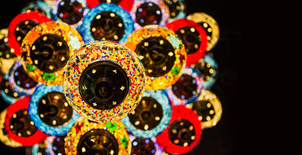 Декоративный турецкий Висячая светлая лампа красочный фон
