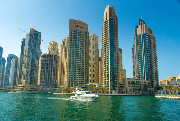 Dubai Marina Yate de lujo Ride — Foto de Stock
