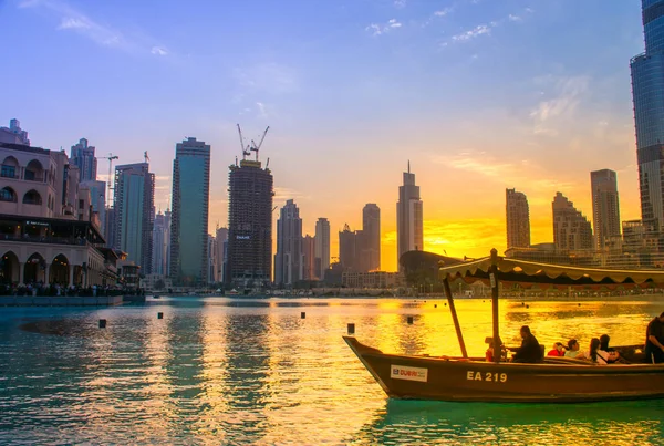 Dubai su çeşme Abra tekne yolculuğu 