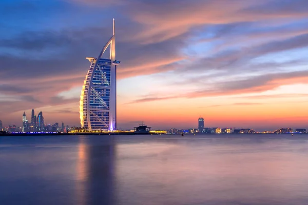 Burj Al Arab Famoso lugar para visitar en Dubai — Foto de Stock