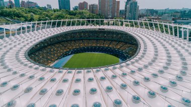 Olimpiyat Stadı. 5 Nisan 2018. Kiev. Ukrayna. Havadan görünümü Olimpiyat MGK. Şampiyonlar Ligi. Futbol Sahası.