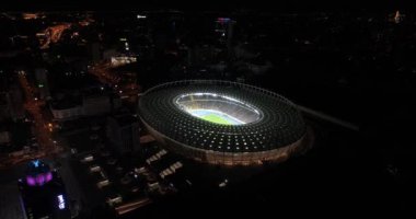 Olimpiyat Stadı. 9 Ekim 2017. Ukrayna. Kiev (Kiev). Olimpik milli güvenlik. akşam Stadyumu'nun havadan görünümü. Avrupa ve Dünya Şampiyonası.