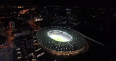 Olimpiyat Stadı. 9 Ekim 2017. Ukrayna. Kiev (Kiev). Olimpik milli güvenlik. akşam Stadyumu'nun havadan görünümü. Avrupa ve Dünya Şampiyonası.