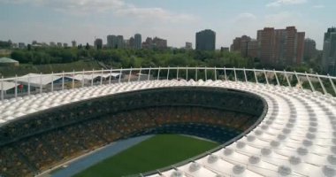 Olimpiyat Stadı. 4 Mayıs 2018. Kiev (Kiev). Ukrayna. Havadan görünümü Olimpiyat MGK. Şampiyonlar Ligi. Futbol Dünya Kupası. Futbol sahası.