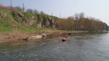Nehrin Ros. 14 Nisan 2018. Deshki. Ukrayna. Bir kayık üzerinde seyahat. Havadan görünümü.