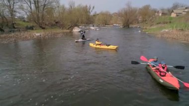 Nehrin Ros. 14 Nisan 2018. Deshki. Ukrayna. Bir kayık üzerinde seyahat. Havadan görünümü.