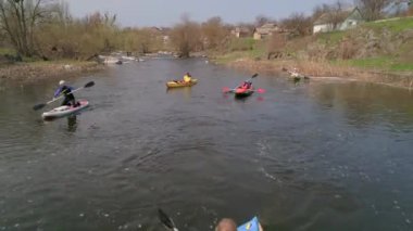 Nehrin Ros. 14 Nisan 2018. Deshki. Ukrayna. Bir kayık üzerinde seyahat. Havadan görünümü.