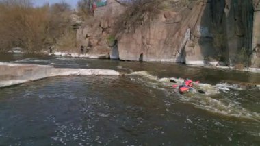 Nehrin Ros. 14 Nisan 2018. Deshki. Ukrayna. Bir kayık üzerinde seyahat. Havadan görünümü.