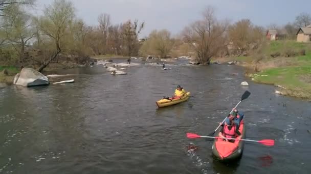 Floden Ros April 2018 Deshki Ukraina Reser Kajak Flygfoto — Stockvideo