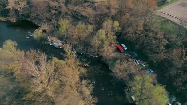 Voyage Kayak Vue Aérienne Lac Nature Débit Des Arbres Printemps — Video