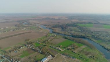 Ros Nehri'nin havadan görünümü. Çok güzel doğa. Alanları. Ukrayna.