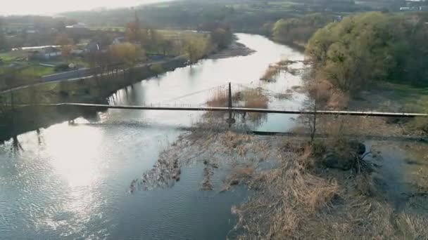 Εναέρια Άποψη Του Ποταμού Ros Πολύ Όμορφη Φύση Γέφυρα Ουκρανία — Αρχείο Βίντεο