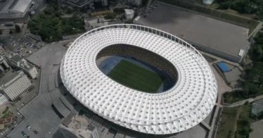 Olimpiyat Stadı. 13 Haziran 2017. Ukrayna. Kiev (Kiev). Havadan görünümü Olimpiyat MGK. Şampiyonlar Ligi. Futbol Dünya Kupası. Futbol sahası.