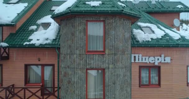 Hotel Podgorye März 2018 Bukovel Ukrainisch Luftaufnahme Eines Gebäudes Den — Stockvideo