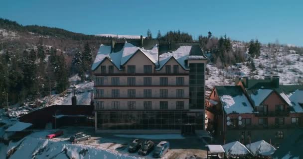 Hotel Podgorye März 2018 Bukovel Ukrainisch Luftaufnahme Eines Gebäudes Den — Stockvideo