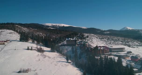 Hotel Podgorye Marzo 2018 Bukovel Ucrania Vista Aérea Edificio Las — Vídeos de Stock