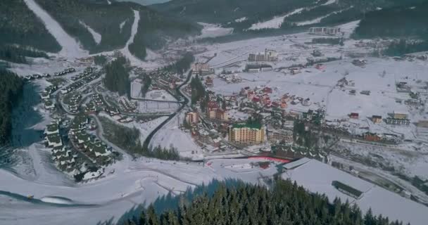 Luchtfoto Van Het Dorp Bergen Karpaten Gebouw Winter Sneeuw Boekovel — Stockvideo