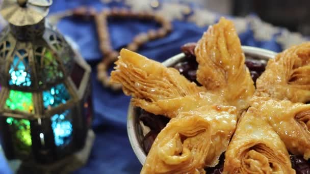 摩洛哥的开斋节甜点 斋月和其他伊斯兰穆斯林节日的开斋节灯 — 图库视频影像
