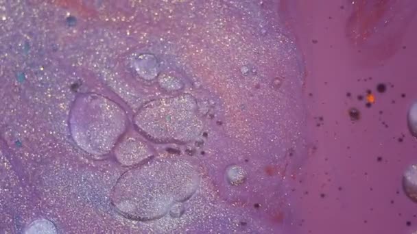 Rózsaszín Lila Lila Festék Folyékony Csillogó Textúra Absztrakt Háttér Egy — Stock videók