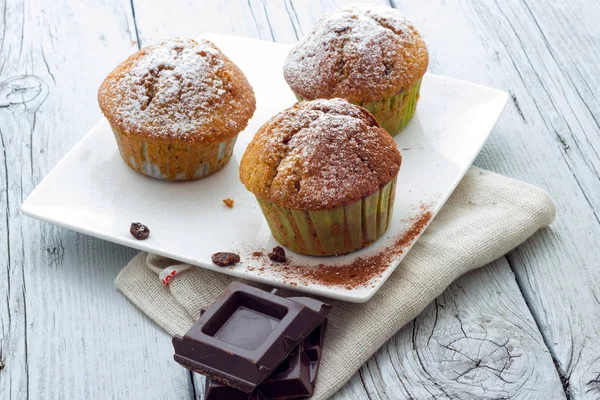 Muffins Uma Mesa Madeira — Fotografia de Stock