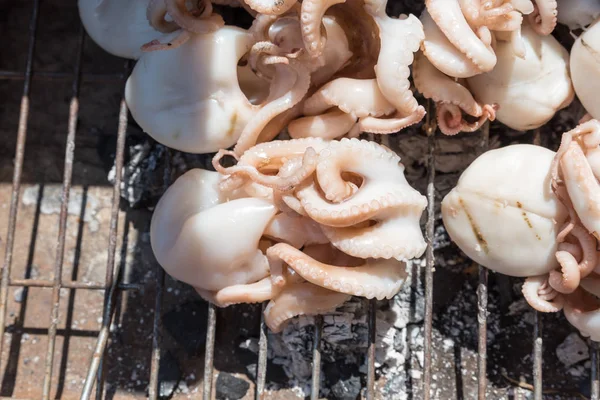 Cooking Grilled Polyps — Stock Photo, Image