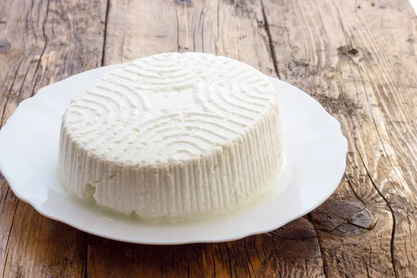 Pyszne Świeże Krowa Serem Ricotta — Zdjęcie stockowe