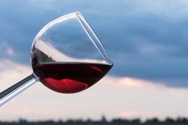 Gün batımında tost.