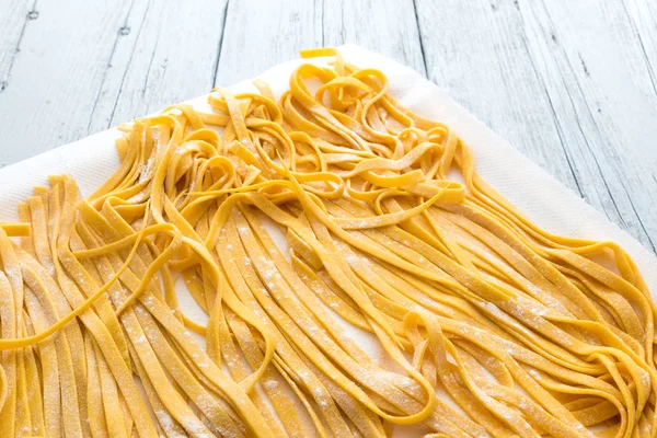 Bologna Original Hemlagad Tagliatelle Pasta — Stockfoto