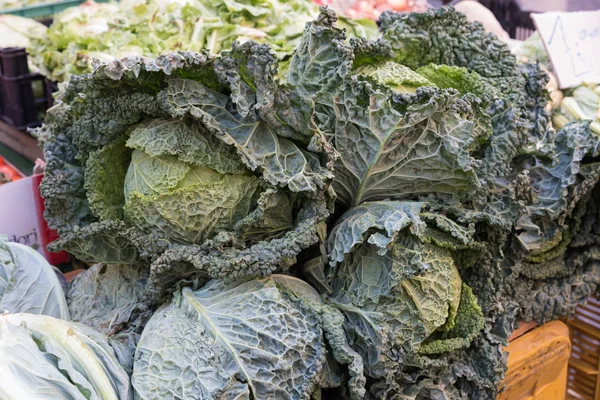 Napoli pazarında lahana