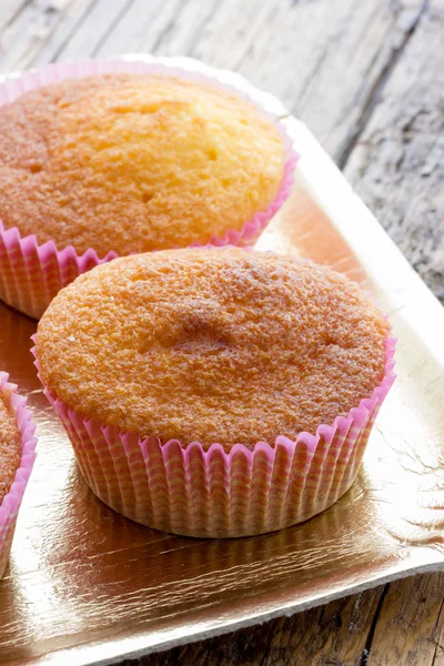 Şekerli tatlı çörekler.