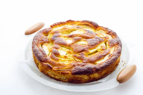 Geleneksel lezzetli elmalı turta