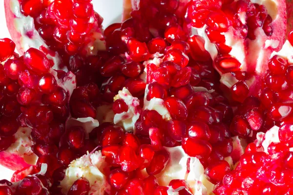 Sabrosa Granada Con Sus Frijoles Rojos — Foto de Stock