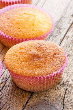 Şekerli tatlı çörekler.