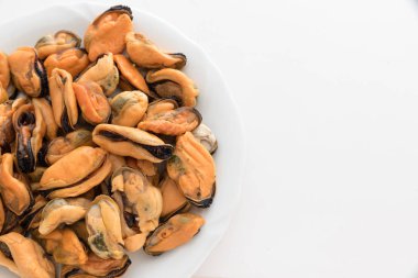 Kapüşonsuz lezzetli midyeler