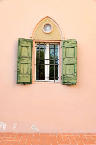 Window Dark Old Greens — Stock Photo, Image