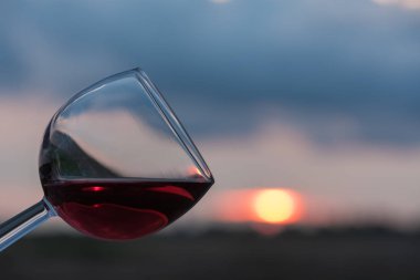 Gün batımında tost.