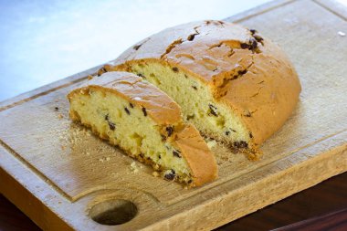 Çörek çikolata gevreği ile