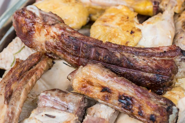 Cozido Saboroso Carne Grelhada Mista — Fotografia de Stock