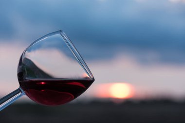 Gün batımında tost.