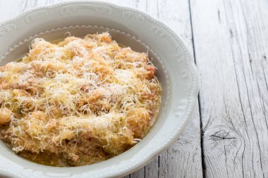 Peynirli sebze çorbası