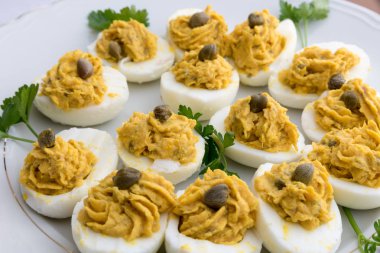 Bir marş olarak kutsanmış Paskalya yumurtaları