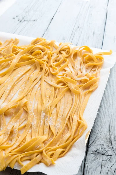 Bolonia original pasta casera tagliatelle — Foto de Stock