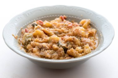 Peynirli sebze çorbası