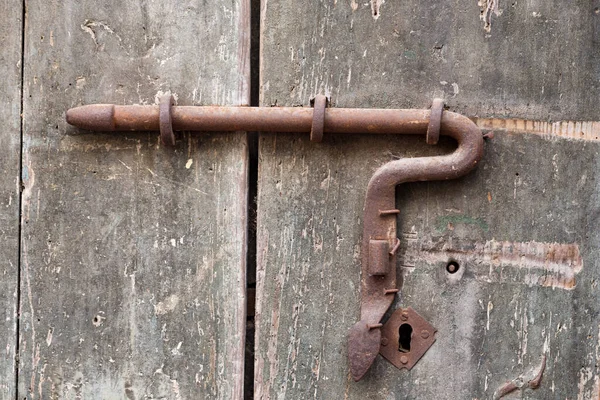 Antique and rusty latch — Stock Photo, Image