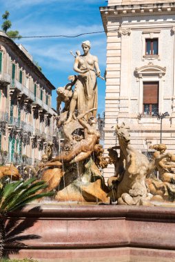 Sicilya görünümünde Syracuse