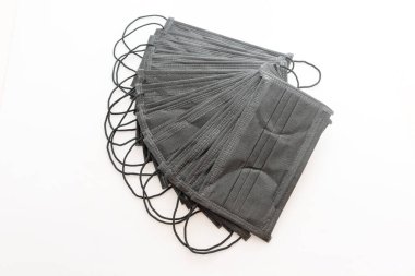 Covid-19 birçok siyah maske.