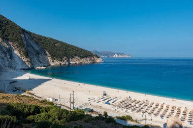 Yunan adaları plajları ve kayalıkları