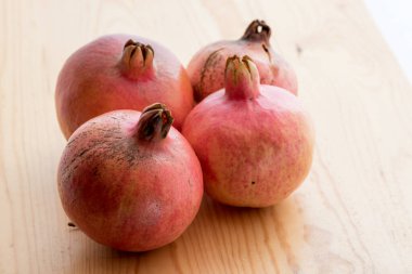 Nar lezzetlidir. Yakın plan.